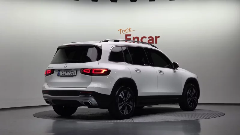 Mercedes-Benz GLB-Class