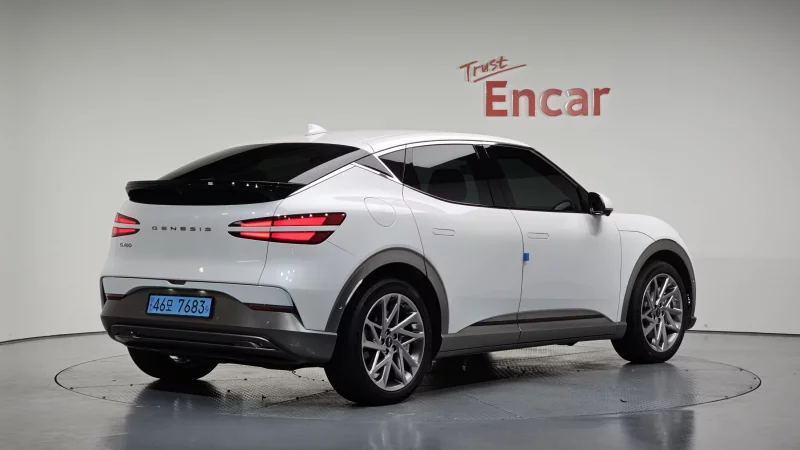 Genesis GV60