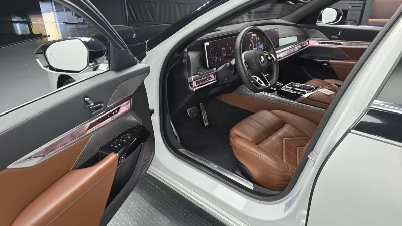 BMW 7-Series