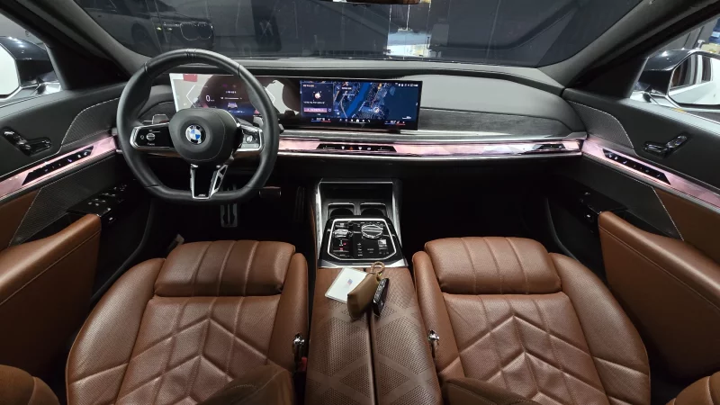 BMW 7-Series