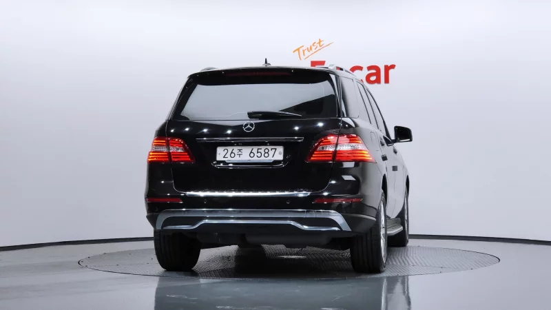 Mercedes-Benz M-class