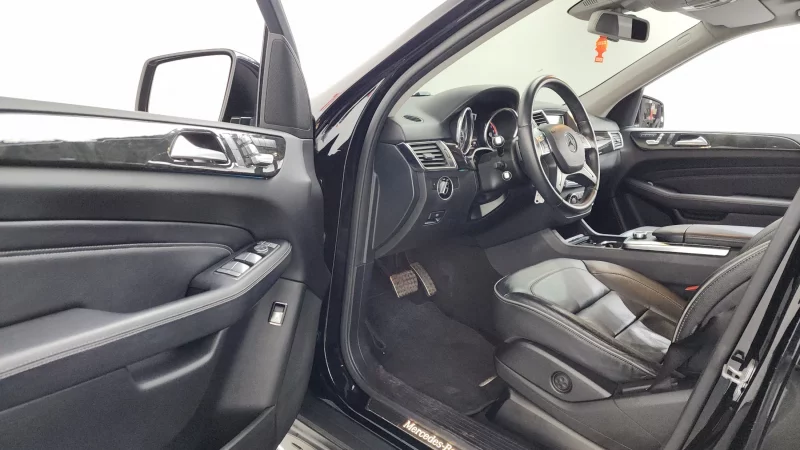 Mercedes-Benz M-class