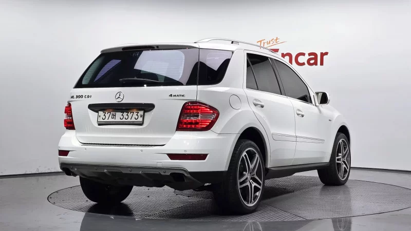 Mercedes-Benz M-class