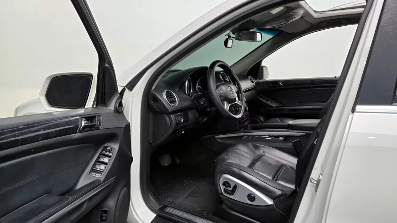 Mercedes-Benz M-class