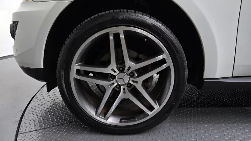 Mercedes-Benz M-class