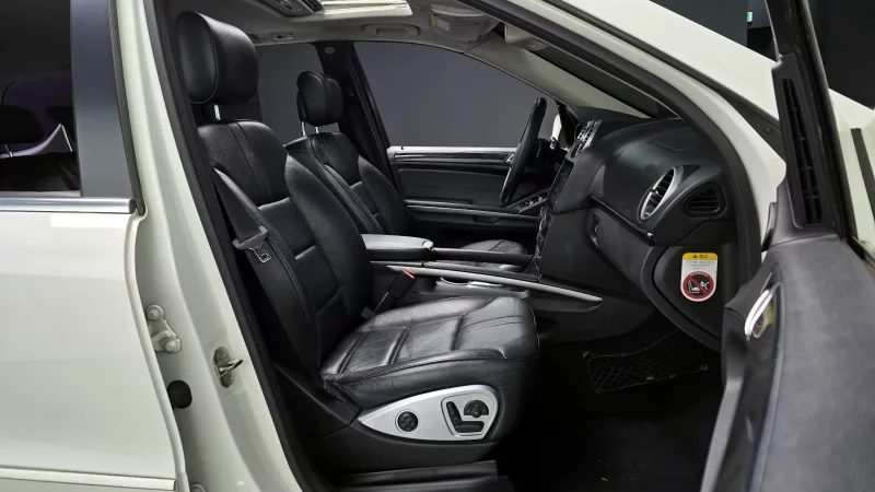 Mercedes-Benz M-class