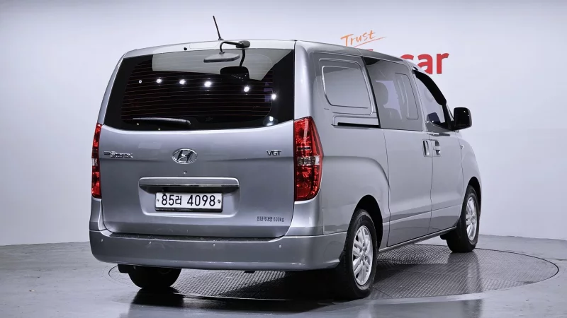 Hyundai Grand Starex