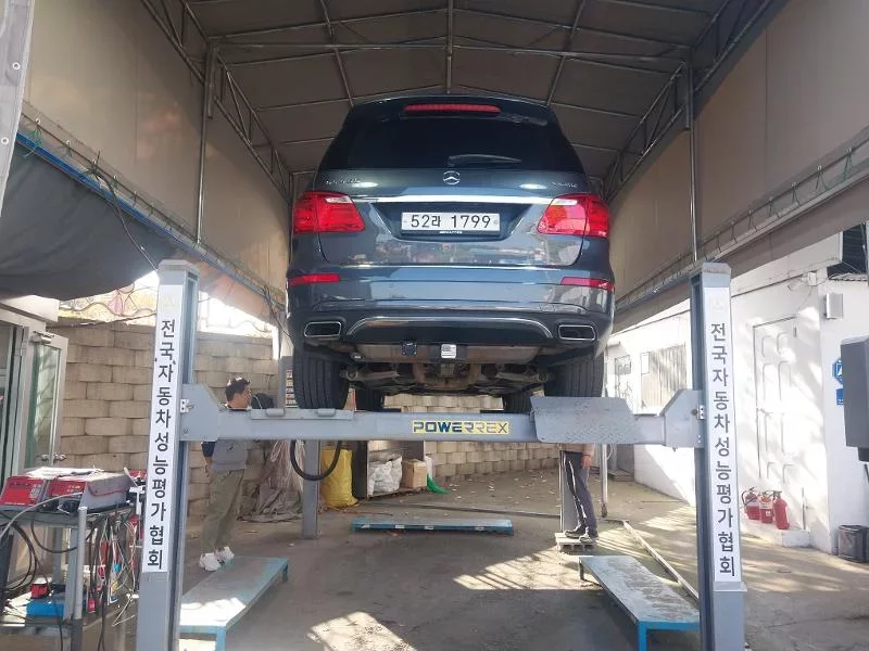 Mercedes-Benz GL-Class