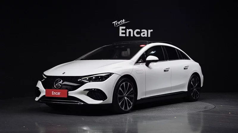 Mercedes-Benz EQE