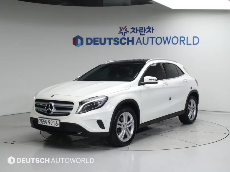 Mercedes-Benz GLA-Class