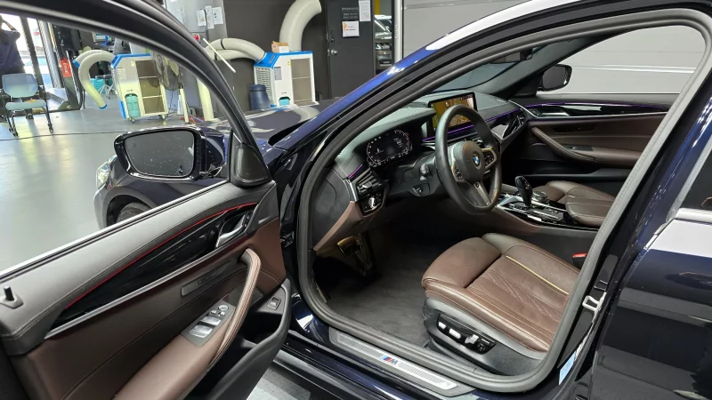 BMW 5-Series