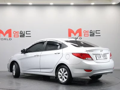 Hyundai Accent