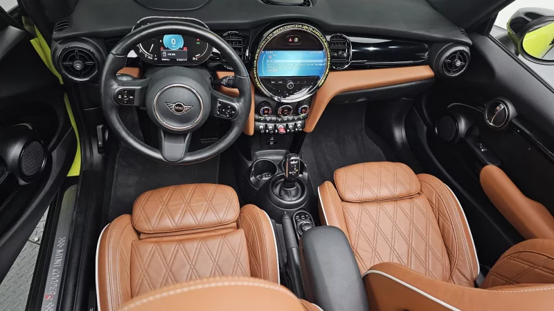 MINI Cooper Convertible