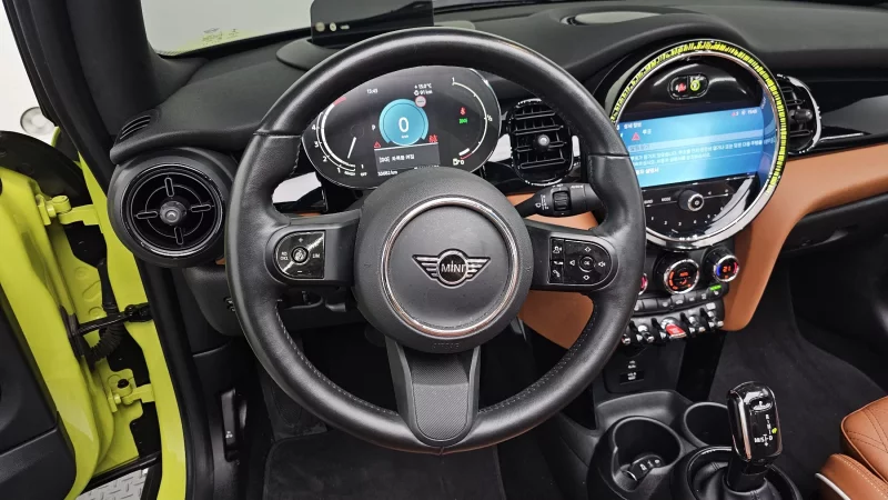 MINI Cooper Convertible