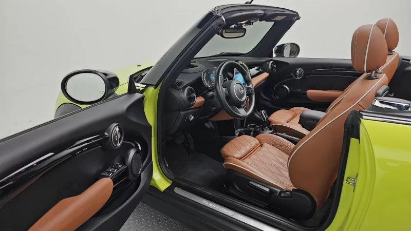 MINI Cooper Convertible