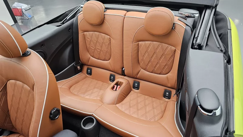 MINI Cooper Convertible