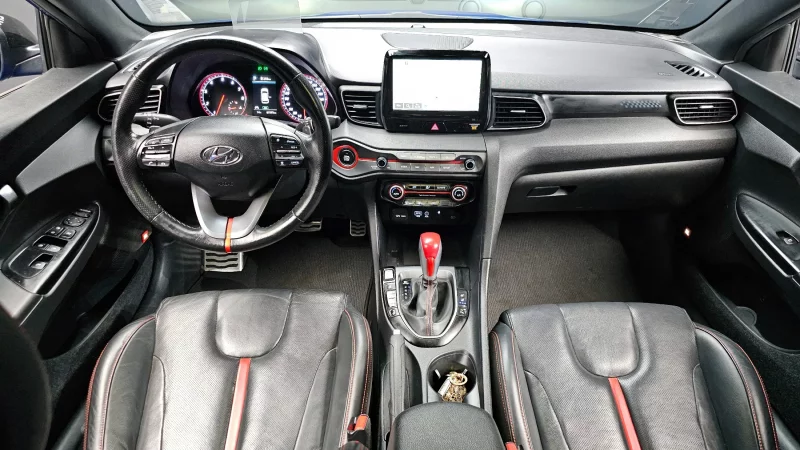 Hyundai Veloster