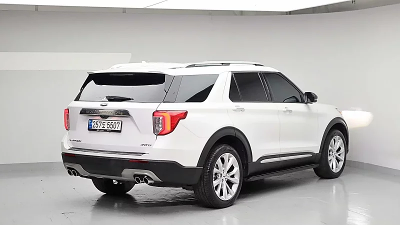 Ford EXPLORER