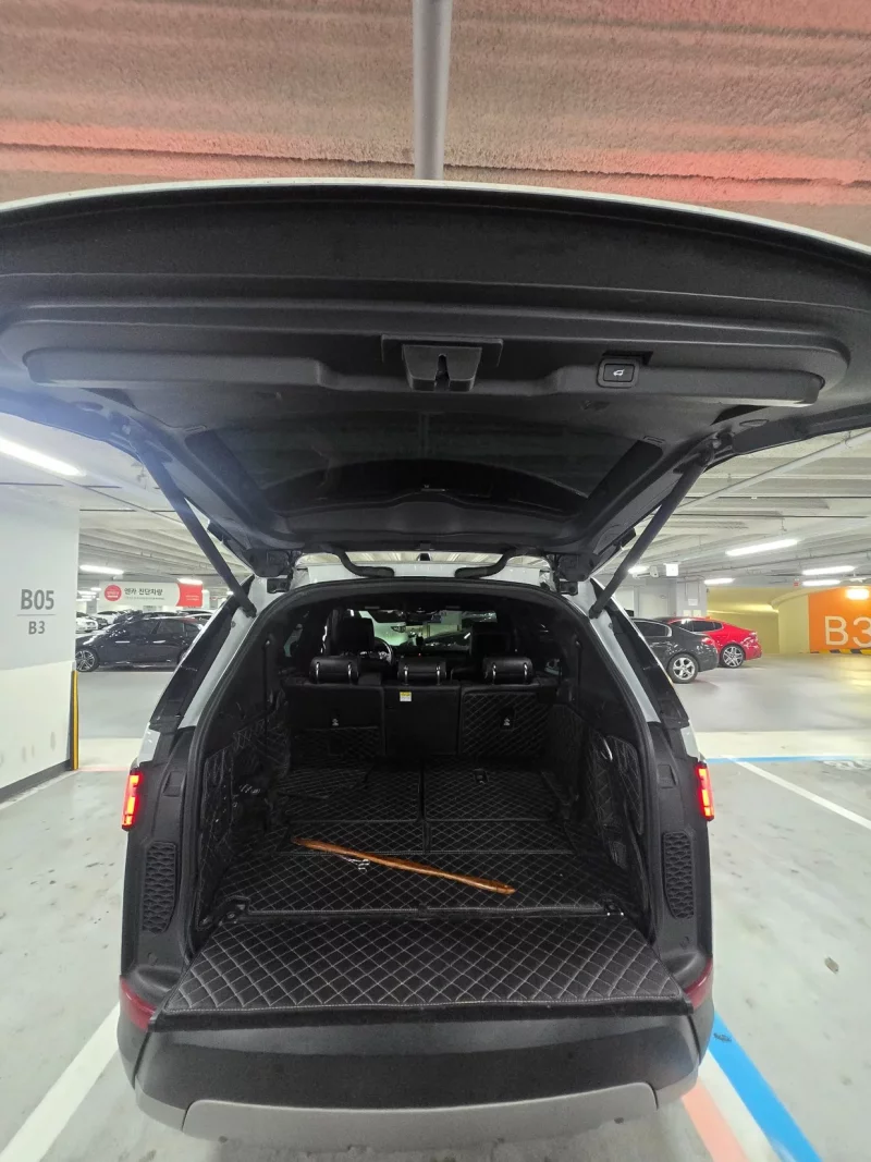 Land Rover DISCOVERY