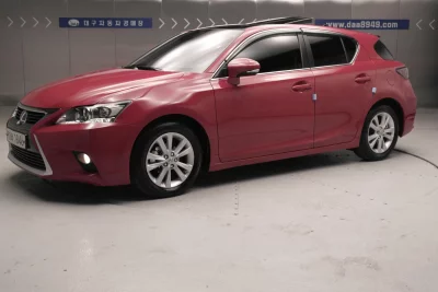Lexus CT200h