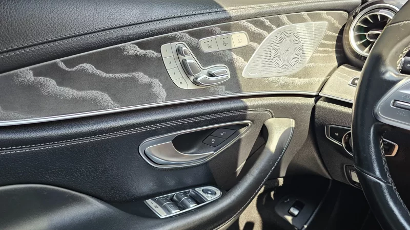 Mercedes-Benz CLS-Class