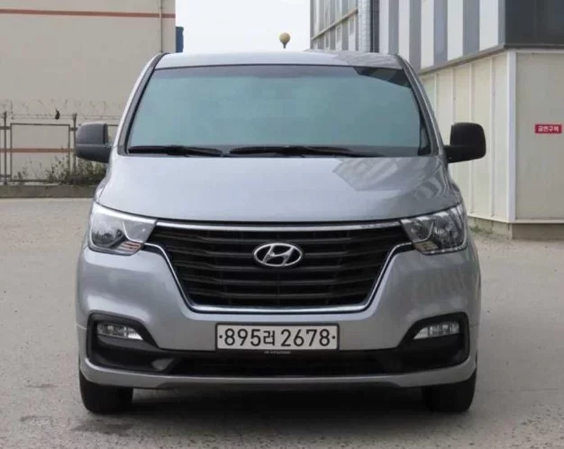 Hyundai Starex