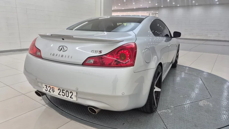 Infiniti G