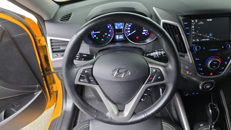 Hyundai Veloster