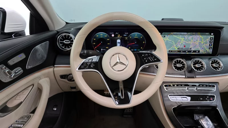 Mercedes-Benz CLS-Class