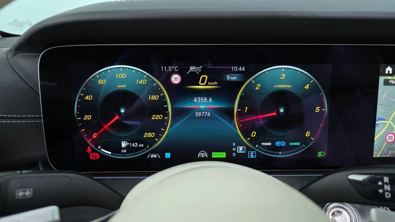 Mercedes-Benz CLS-Class