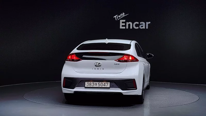 Hyundai Ioniq