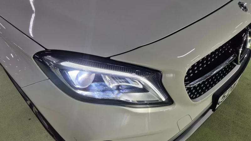 Mercedes-Benz GLA-Class