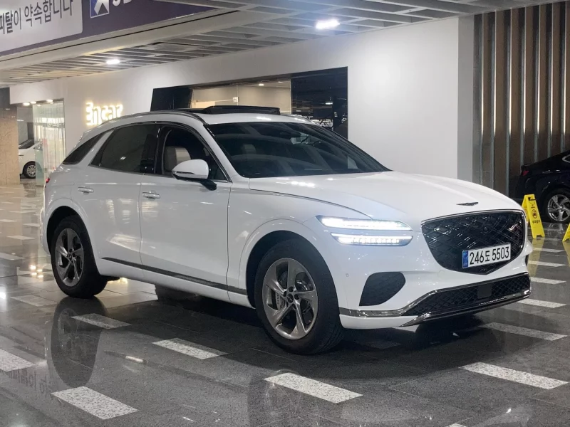 Genesis GV70