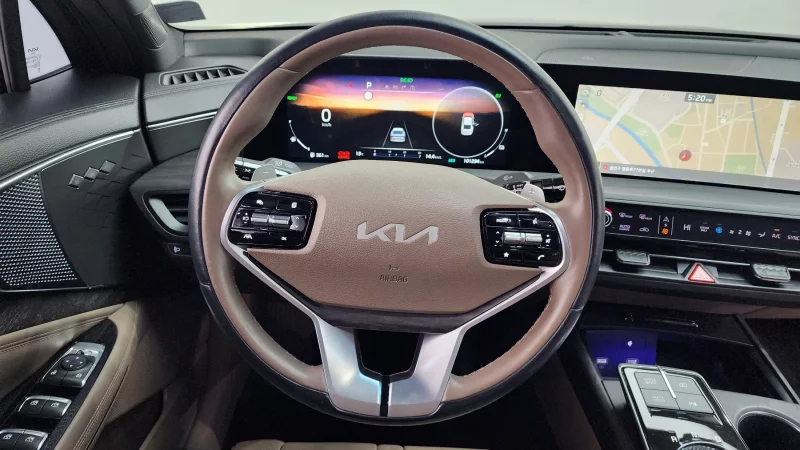 Kia K8