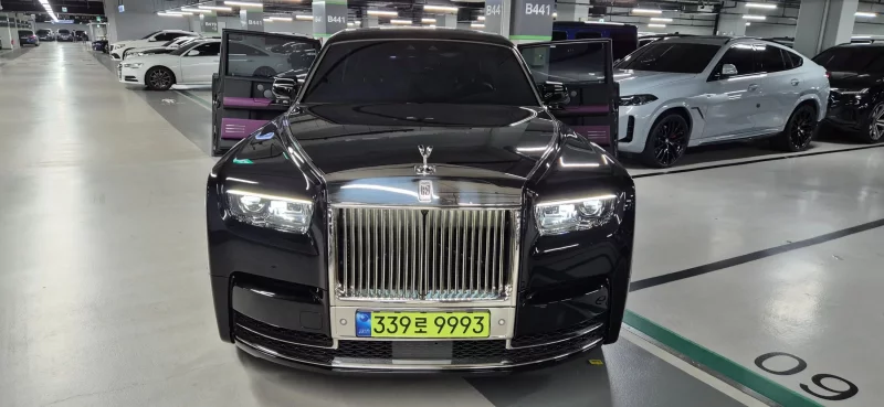 Rolls-Royce PHANTOM