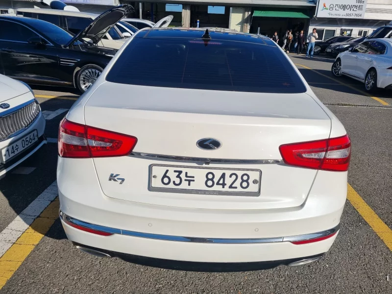 Kia K7