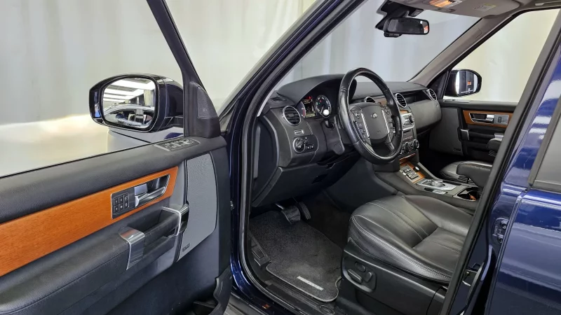 Land Rover DISCOVERY