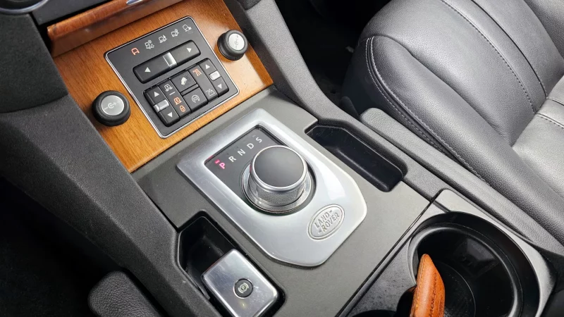 Land Rover DISCOVERY