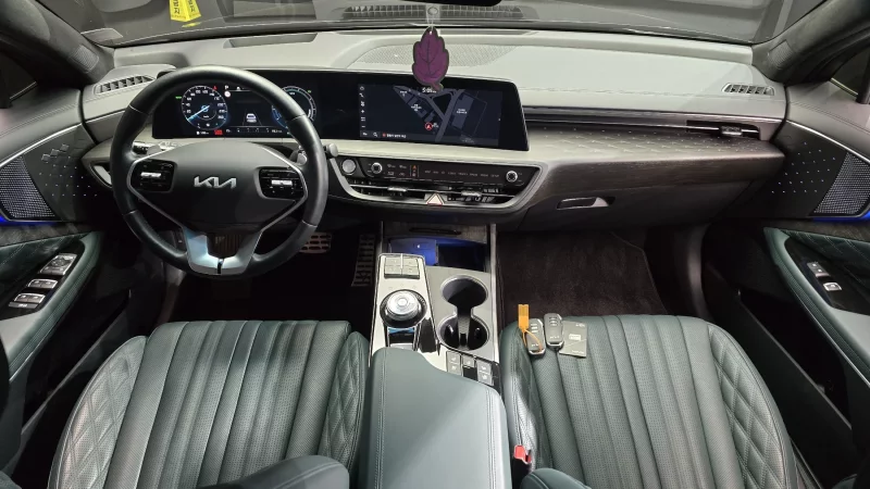 Kia K8