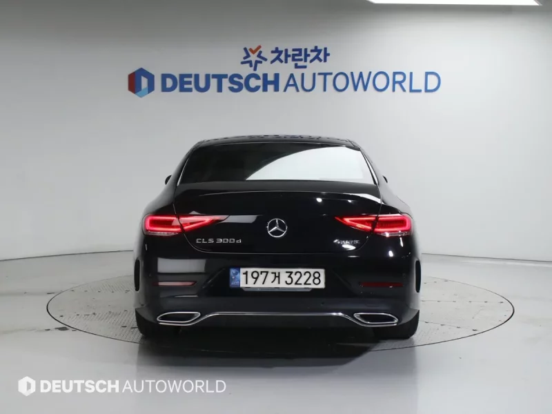 Mercedes-Benz CLS-Class