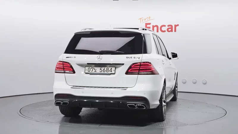 Mercedes-Benz GLE-Class