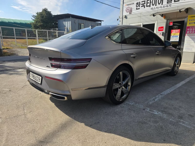 Genesis G80