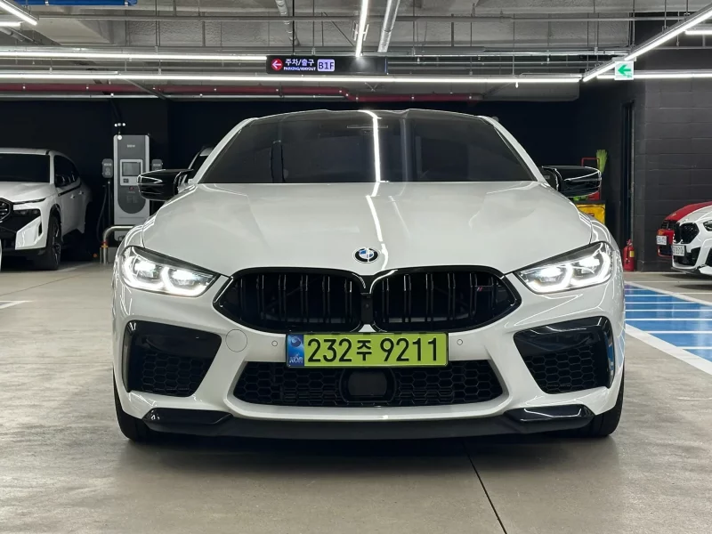 BMW M8