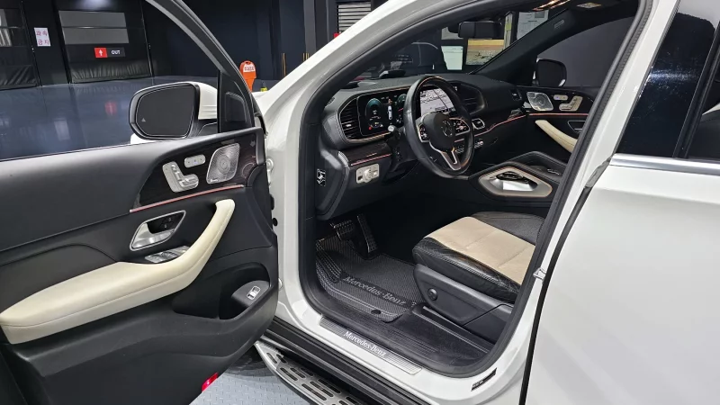 Mercedes-Benz GLE-Class