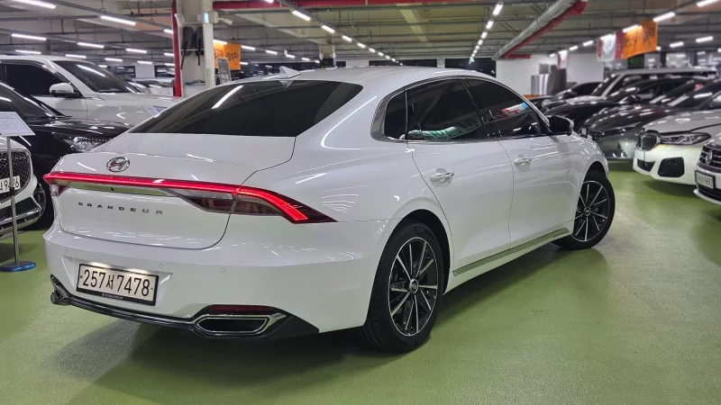 Hyundai Grandeur