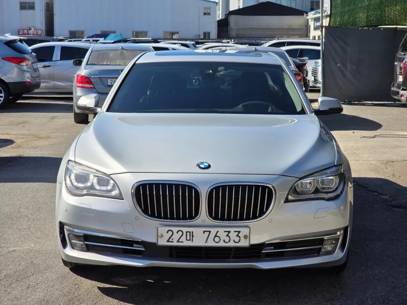 BMW 7-Series
