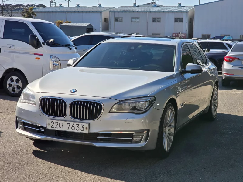 BMW 7-Series