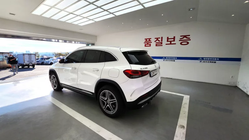 Mercedes-Benz GLA-Class