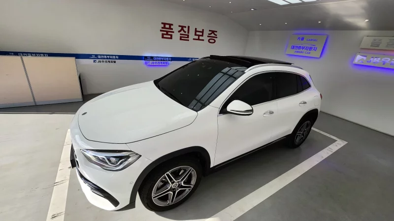 Mercedes-Benz GLA-Class