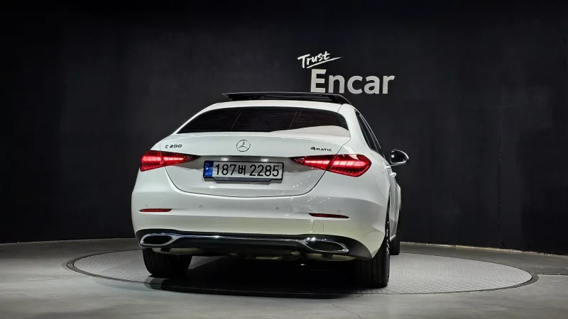 Mercedes-Benz C-Class